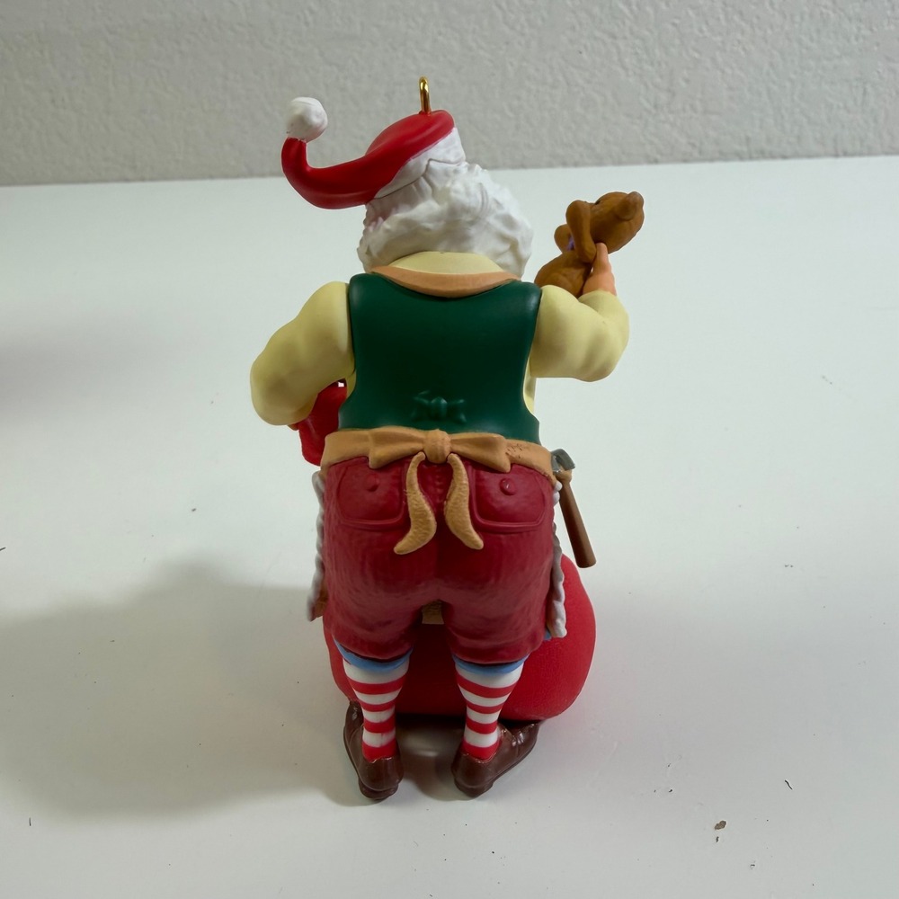 Hallmark Keepsake Toymaker Santa 15th Anniversary 2014 Special Edition Ornament - Picture 3 of 4
